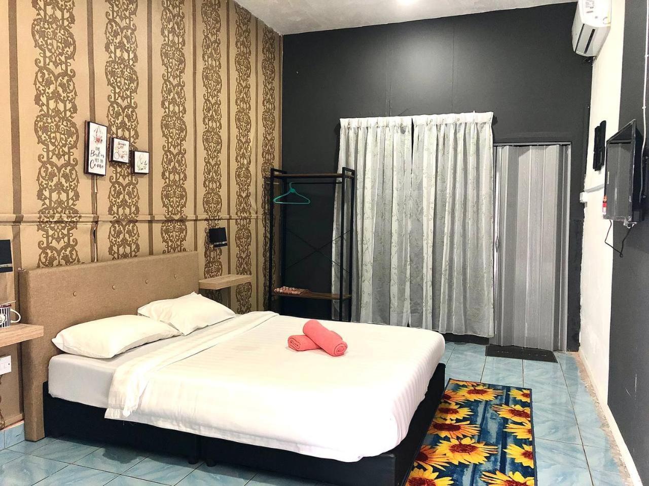 Green Town Hotel And Resort Port Dickson Buitenkant foto