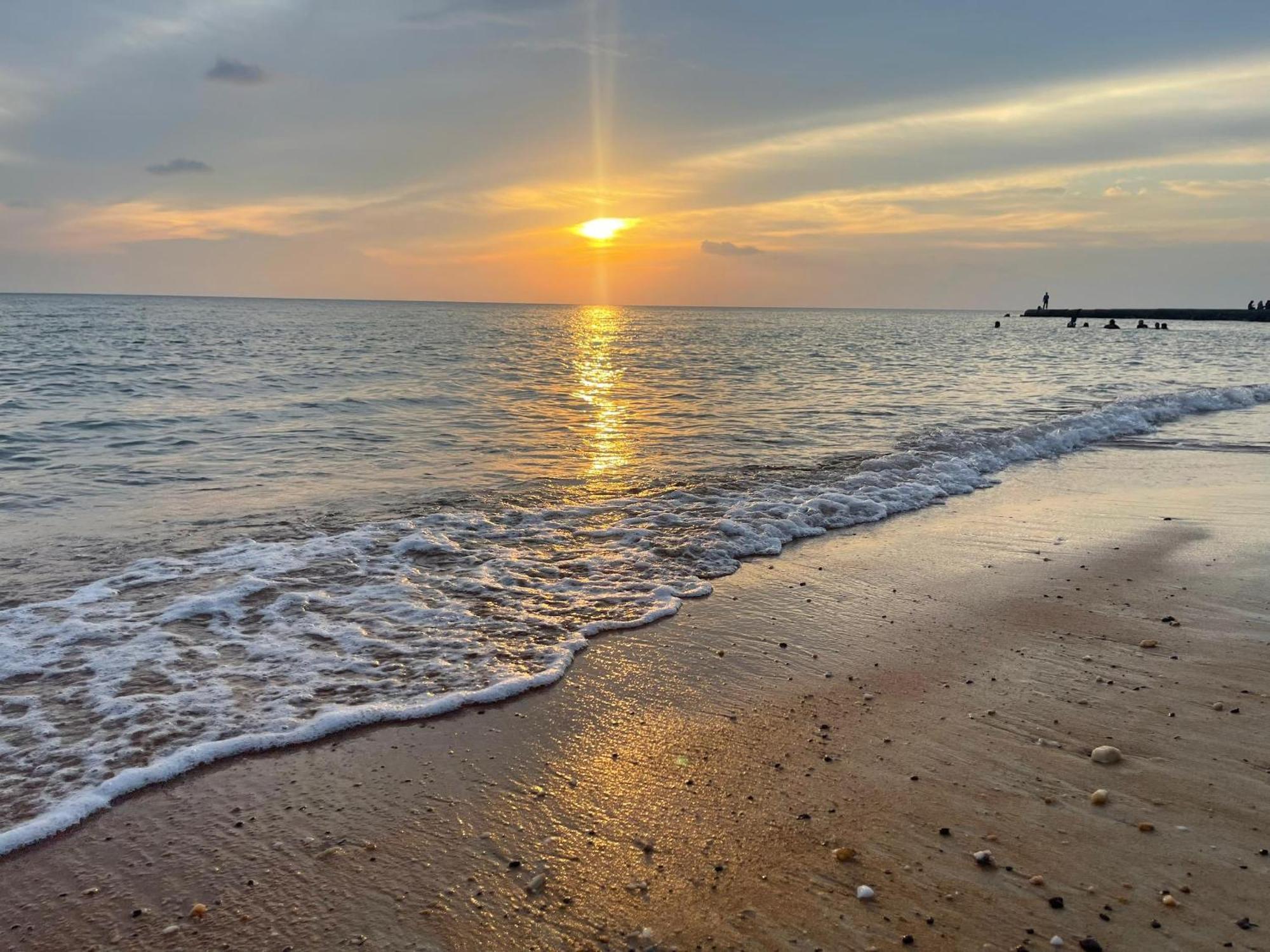 Green Town Hotel And Resort Port Dickson Buitenkant foto